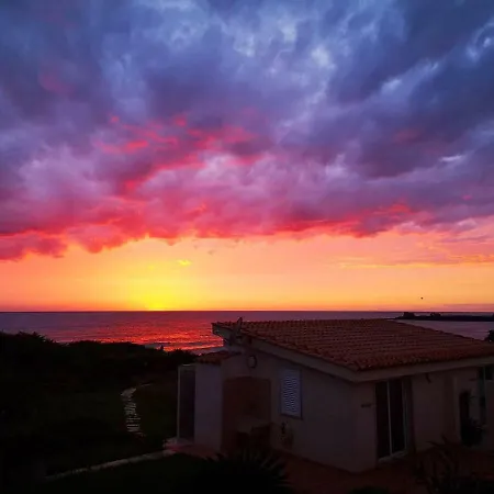Travelliving - Ida, Beachfront Punta Braccetto